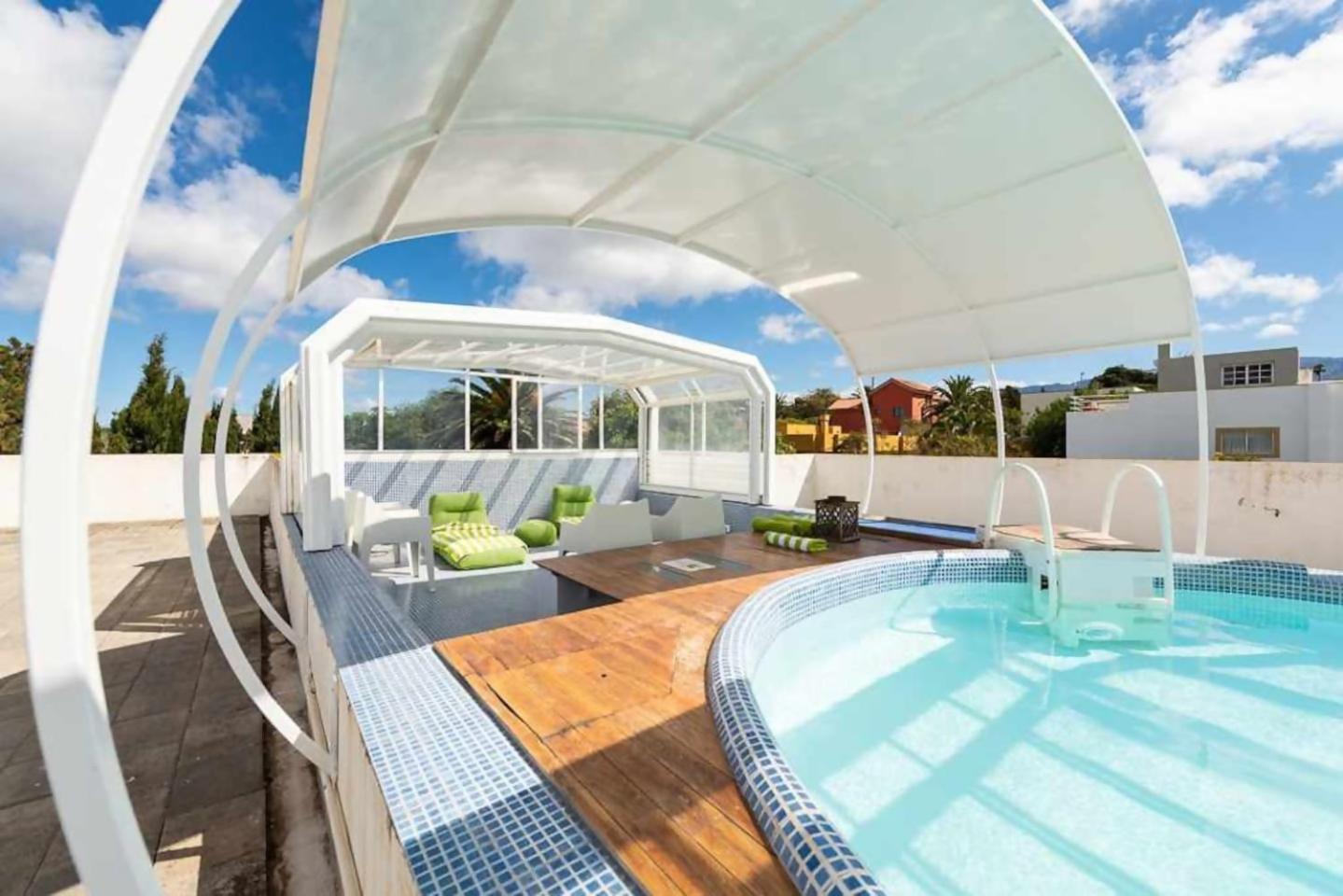 Amplia Villa De Lujo Con Piscina Climatizada Las Palmas de Gran Canárias Exterior foto